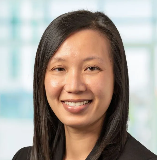 Dr. Hang Thanh Thi Pham, MD - Beachwood, OH - Ophthalmology, Surgery